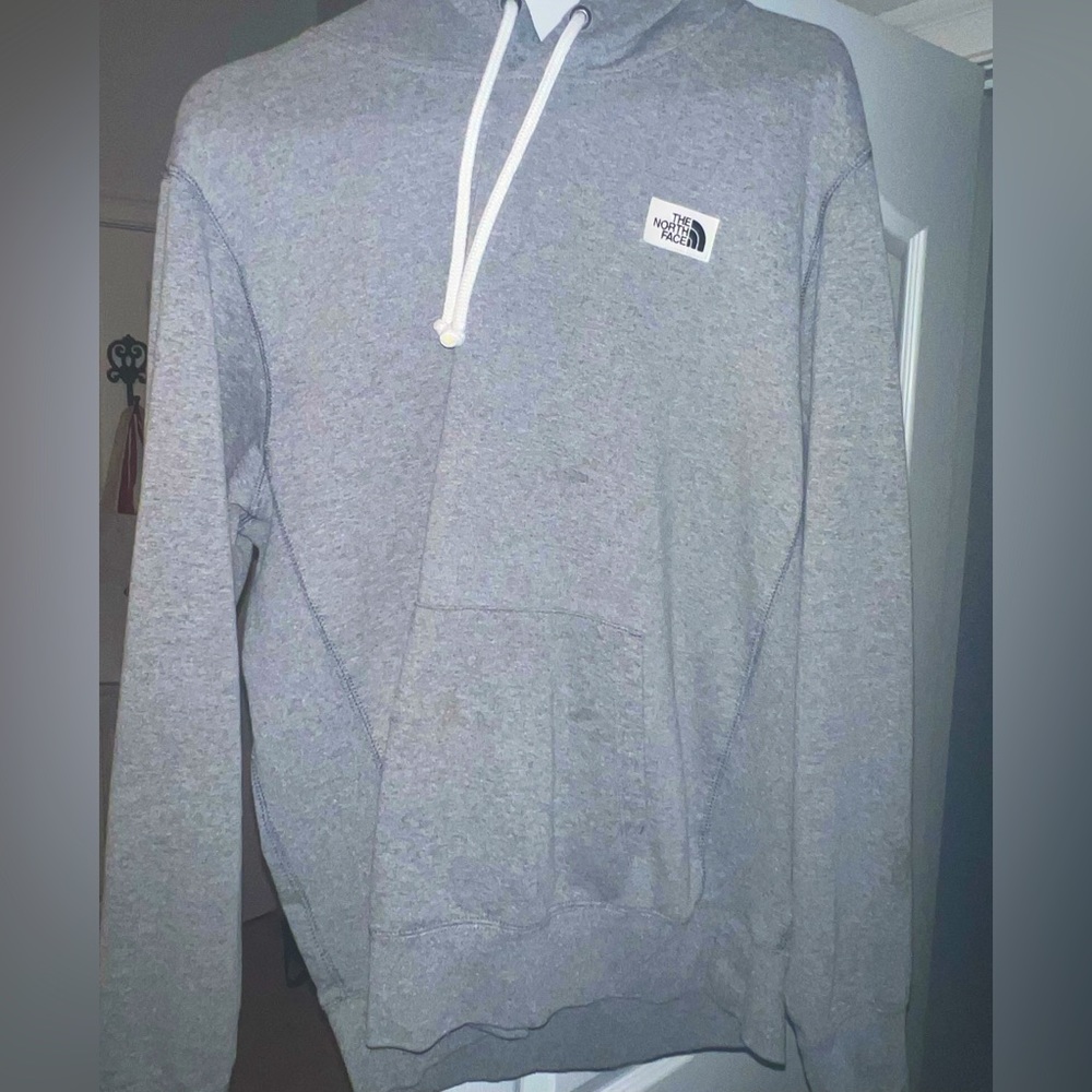 North Face Hoodie. Amazing condition. Worn once or twice